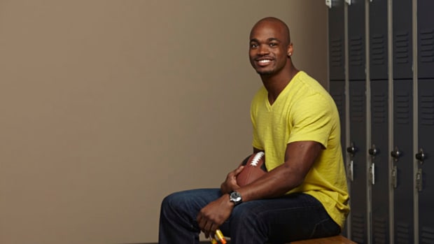 Vikings Running Back Adrian Peterson on EpiPens, Injuries, and Rushing for 2,500 Yards This Season